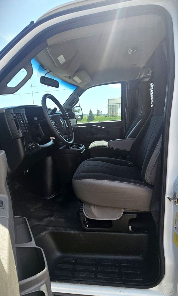 2023 Chevrolet EXPRESS G2500 CARGO - photo 10