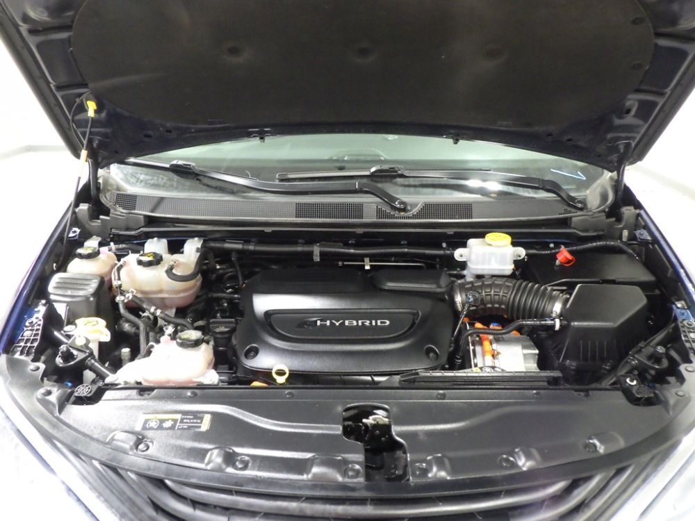 2018 Chrysler Pacifica Hybrid W/Advanced Safety Tec Group Connect Theater and Pano Moon Theft - photo 10