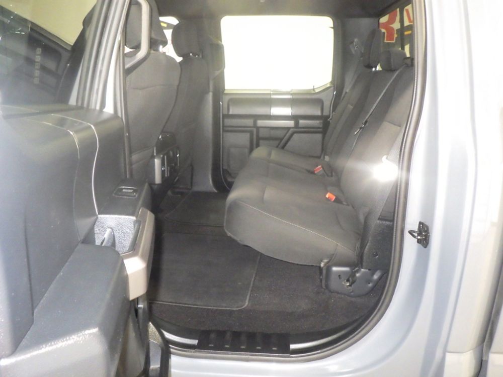 2020 Ford F150 XLT Crew Cab 4X4 - photo 7