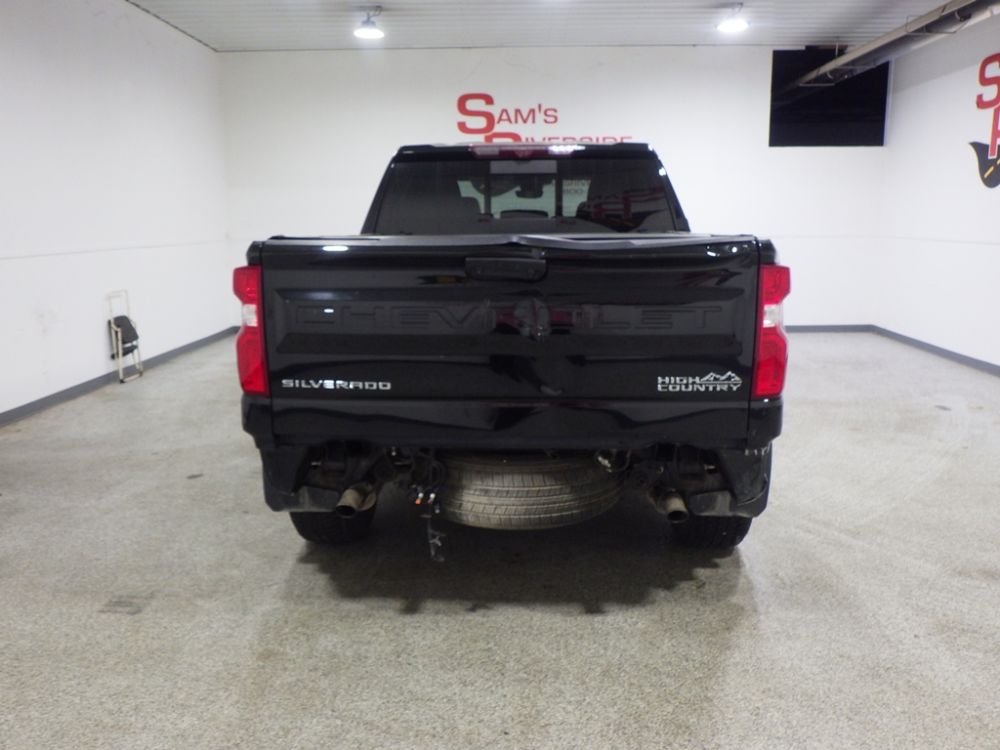 2023 Chevrolet Silverado 1500 High Country Crew Cab 4X4 - photo 3