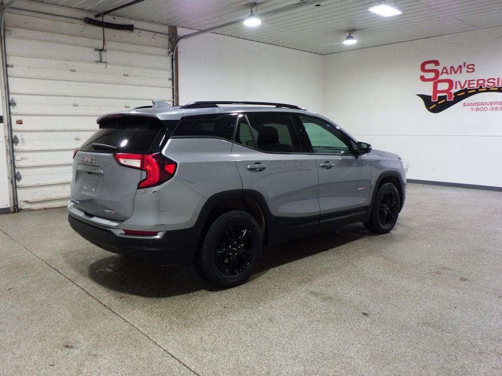 2024 GMC Terrain AT4 AWD - photo 4