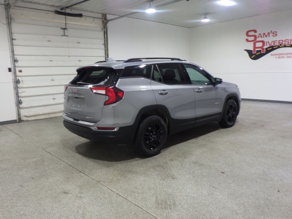 2024 GMC Terrain AT4 AWD - photo 4
