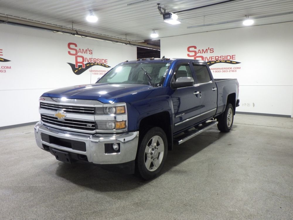 2016 Chevrolet Silverado 2500 HD LTZ Crew Cab 4X4 - photo 1
