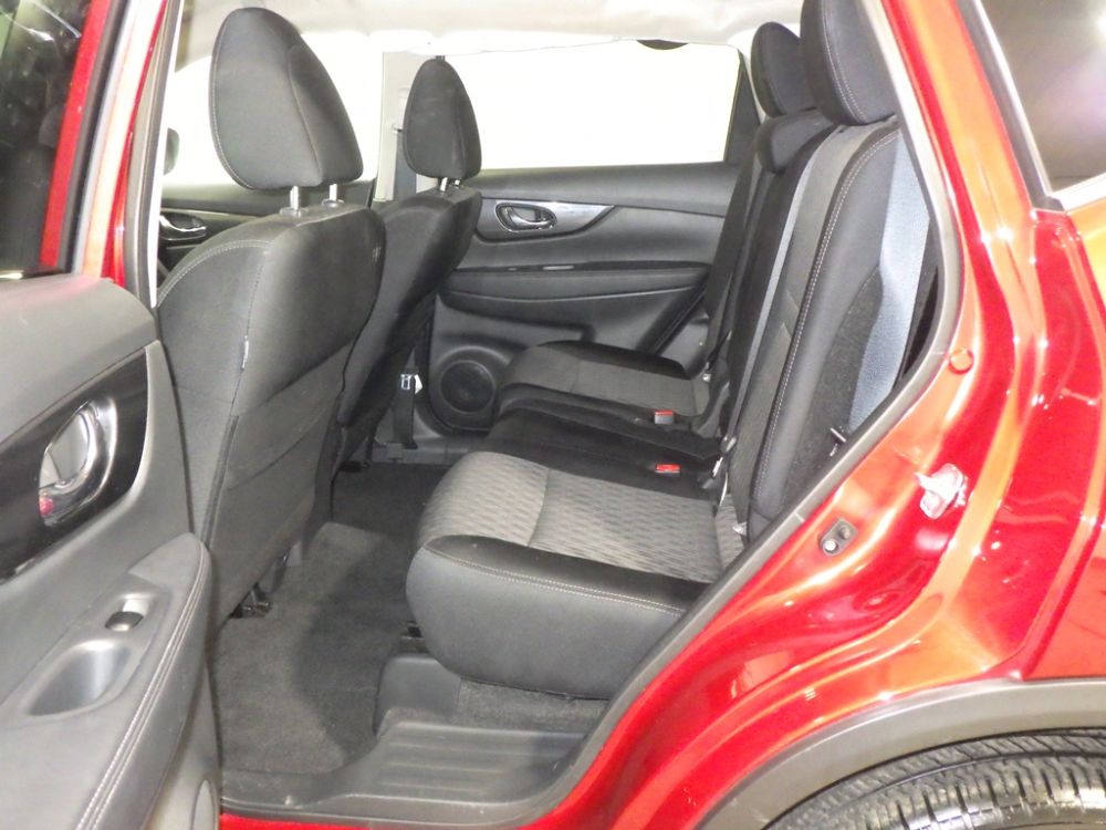 2018 Nissan Rogue SV AWD - photo 7