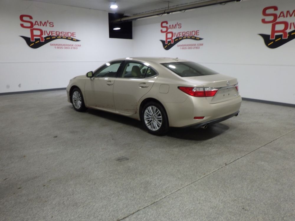 2013 Lexus ES350 - photo 2