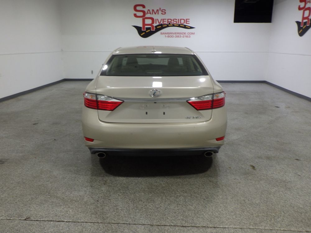 2013 Lexus ES350 - photo 3