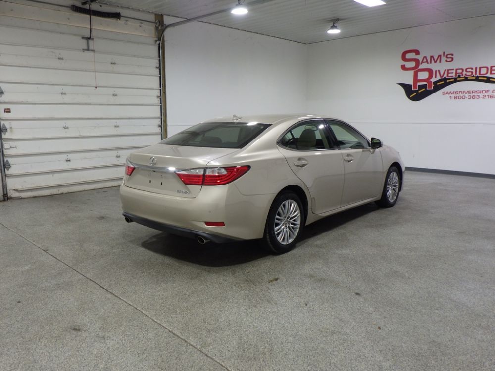 2013 Lexus ES350 - photo 4