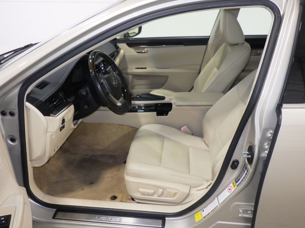 2013 Lexus ES350 - photo 8