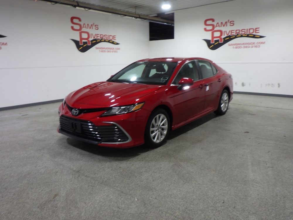 2024 Toyota Camry LE - photo 1