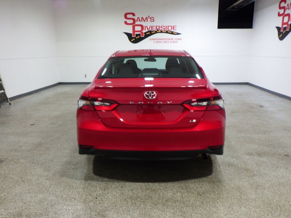 2024 Toyota Camry LE - photo 3