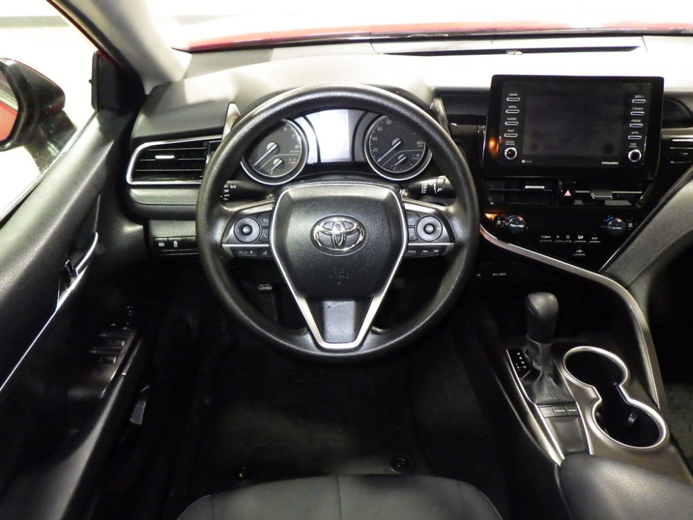 2024 Toyota Camry LE - photo 9