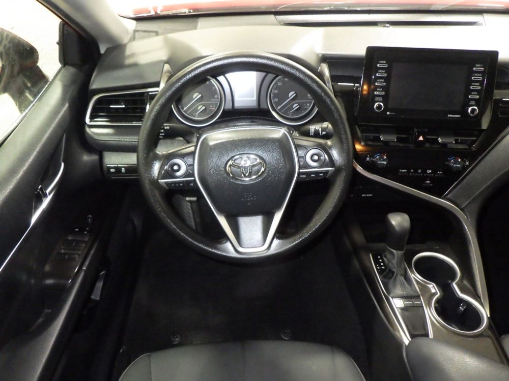 2024 Toyota Camry LE - photo 9