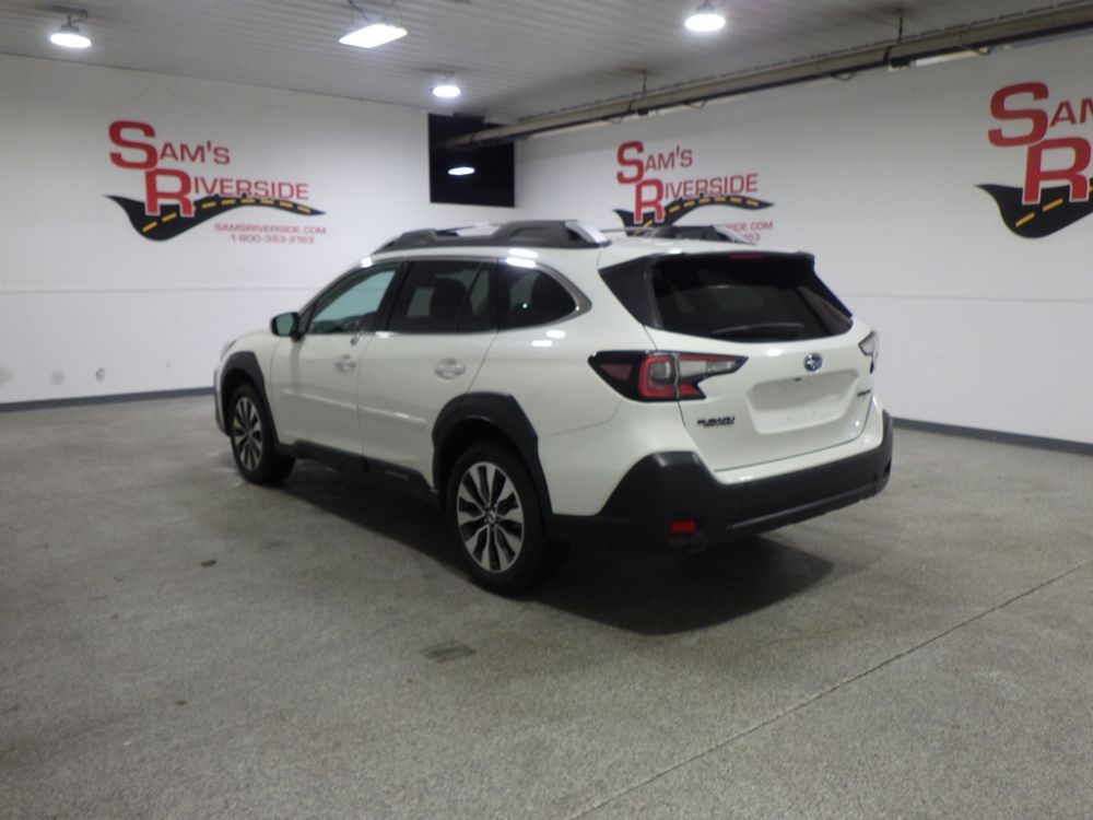 2024 Subaru Outback Touring AWD - photo 2