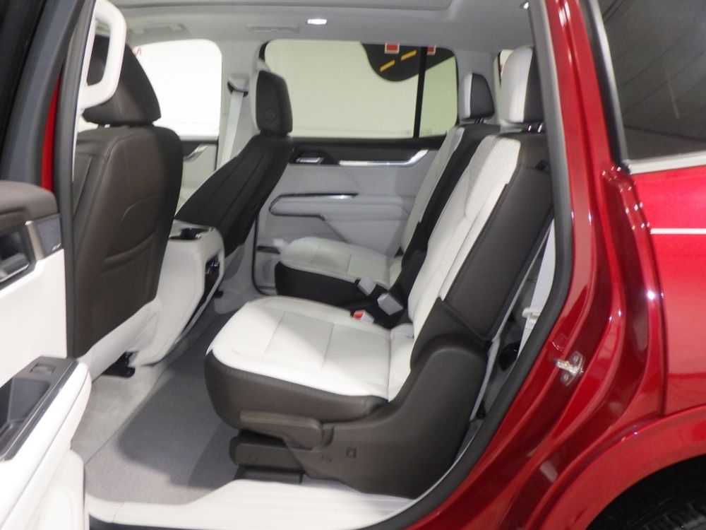 2025 GMC Acadia Denali AWD - photo 7