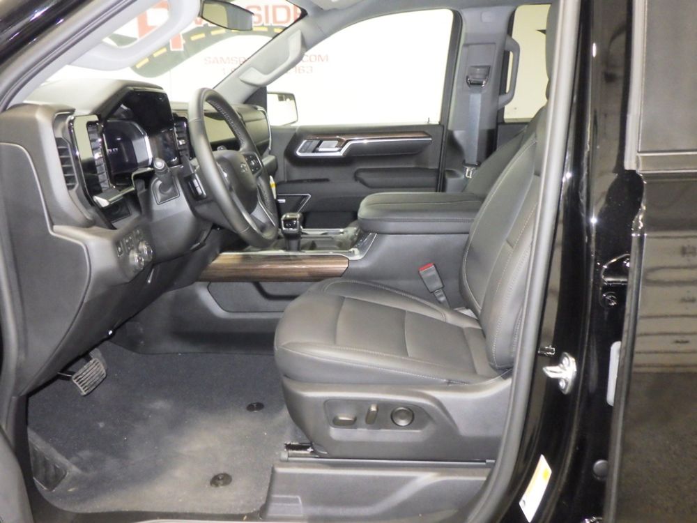 2026 Chevrolet Silverado 1500 RST Crew Cab 4X4 - photo 8