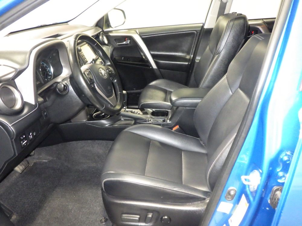 2018 Toyota RAV4 Hybrid Limited AWD - photo 8