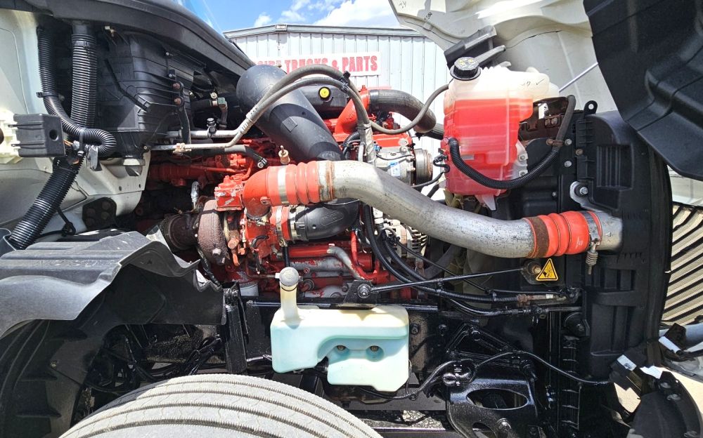 2020 INTERNATIONAL LT625 T/A DAY CAB TRACTOR - photo 18