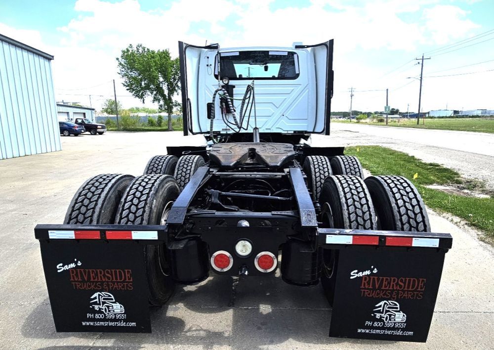 2020 INTERNATIONAL LT625 T/A DAY CAB TRACTOR - photo 7