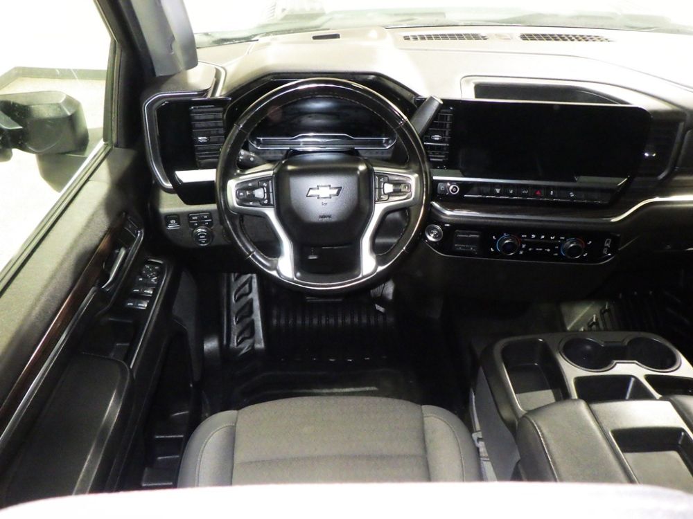 2024 Chevrolet Silverado 3500 HD LT Z71 Crew Cab Diesel 4X4 - photo 9