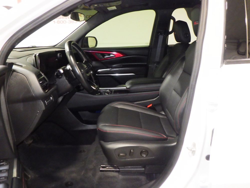 2024 Chevrolet Traverse LT Z71 AWD - photo 8