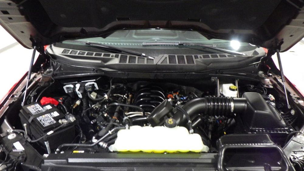 2025 Ford F150 Lariat FX4 Off-Road Package Crew Cab 4X4 - photo 10