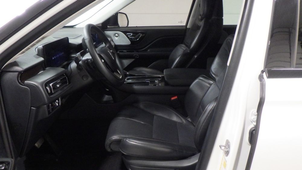 2025 Lincoln Aviator Reserve W/Jet Appearance Pkg Blue Cruise AWD - photo 8