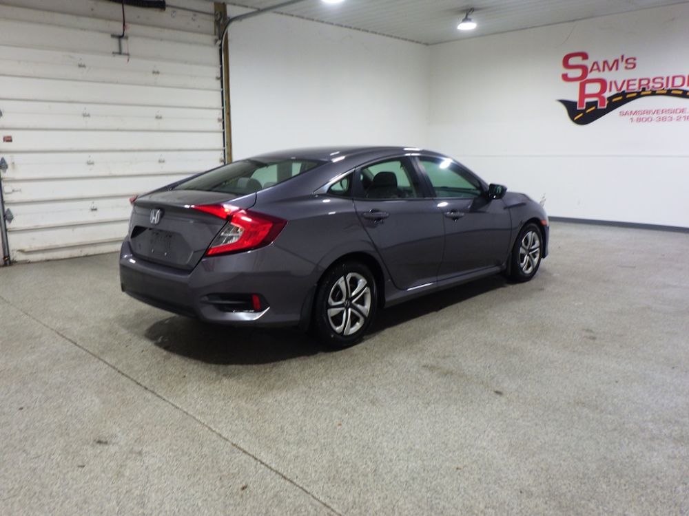 2017 Honda Civic LX - photo 4
