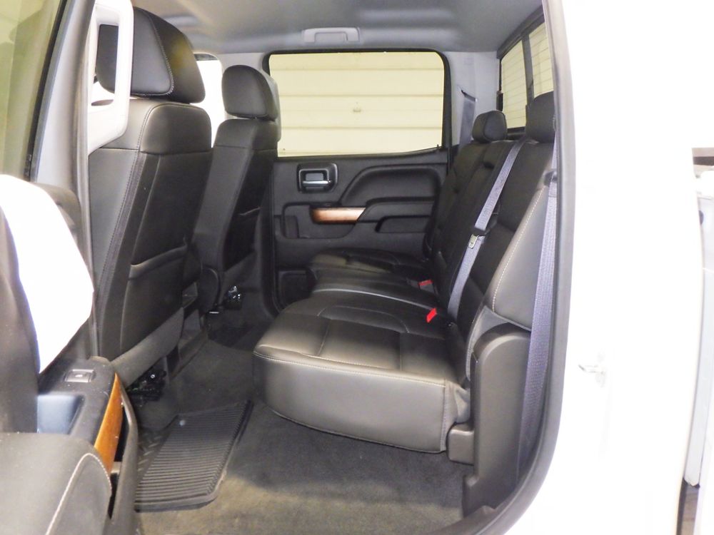 2016 Chevrolet Silverado 3500 LTZ Crew Cab Diesel 4X4 - photo 7