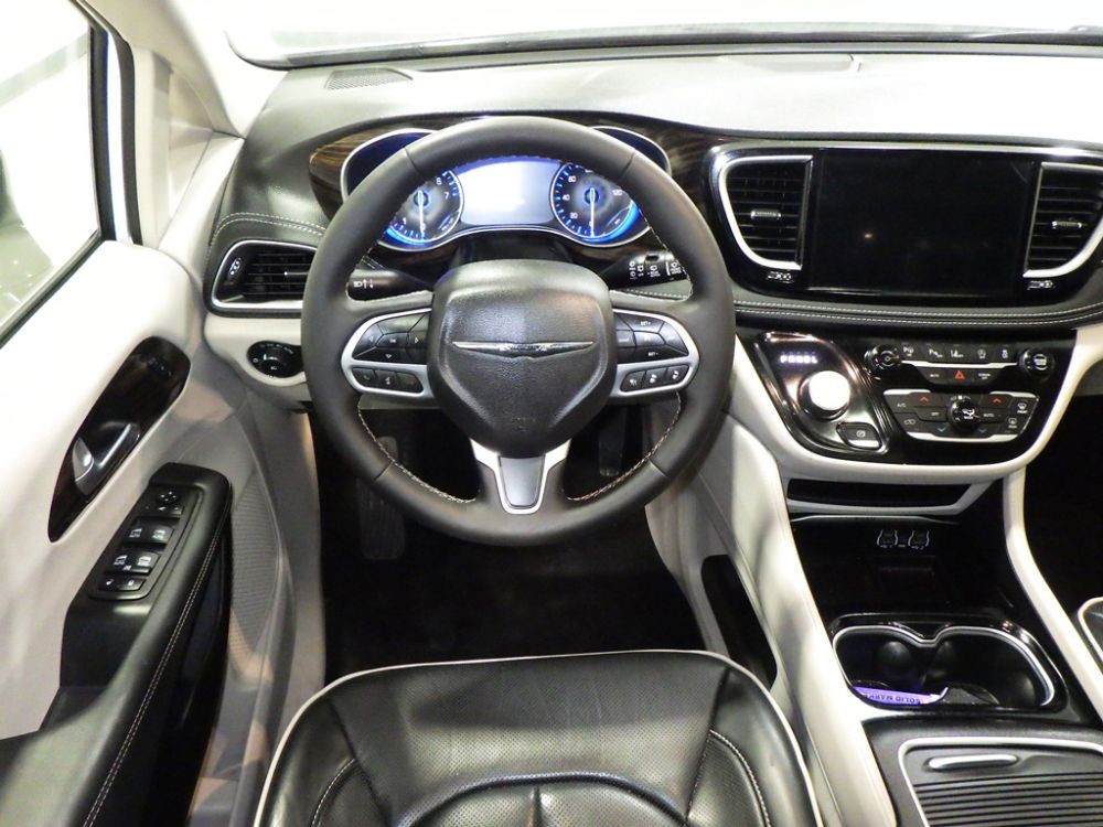 2024 Chrysler Pacifica Limited With Safety Sphere - photo 9