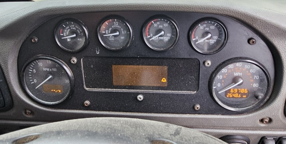 2015 PETERBILT 320 GARBAGE PACKER - photo 10