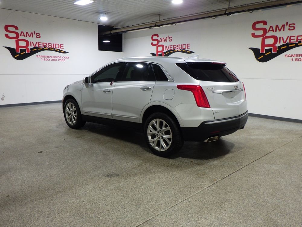 2019 Cadillac XT5 Luxury AWD - photo 2