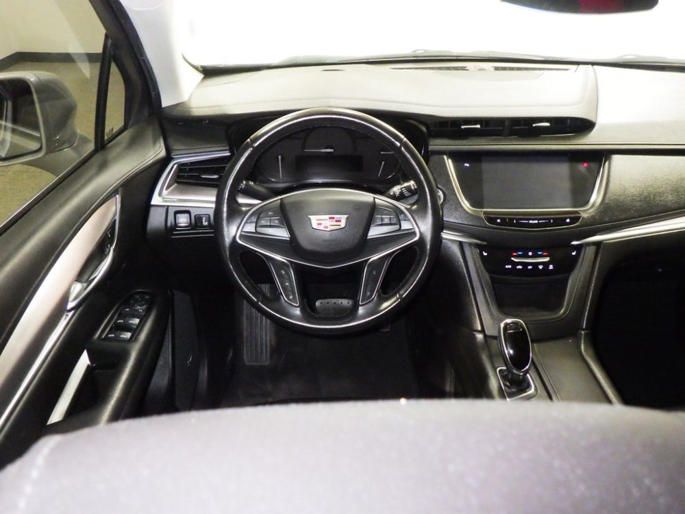 2019 Cadillac XT5 Luxury AWD - photo 9