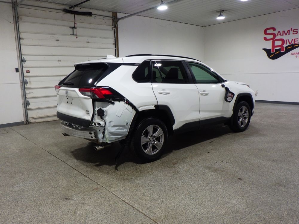 2023 Toyota RAV4 XLE AWD - photo 4
