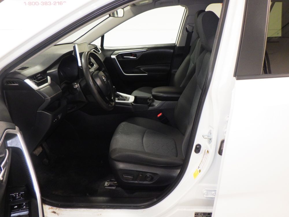 2023 Toyota RAV4 XLE AWD - photo 8