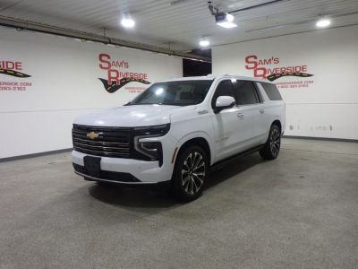 2026 Chevrolet Suburban W/High Country Deluxe Pkg SuperCruise Pano Moon Max Trailer Pkg 4X4