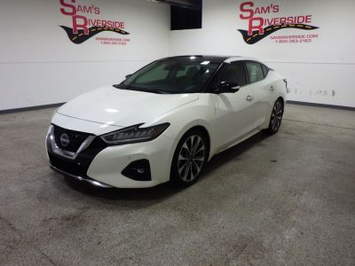 2023 Nissan Maxima Platinum