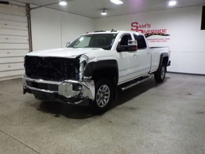 2016 Chevrolet Silverado 3500 LTZ Crew Cab Diesel 4X4