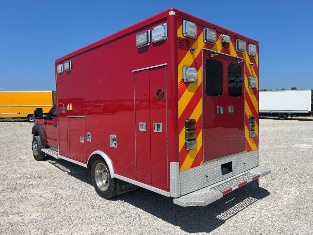 2018 Ford (C) F450SD 6.7L AMBULANCE - photo 7