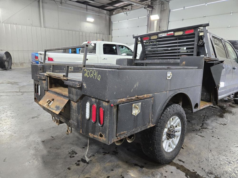 2018 UTILITY SRW FLAT BED 8'6" - photo 5