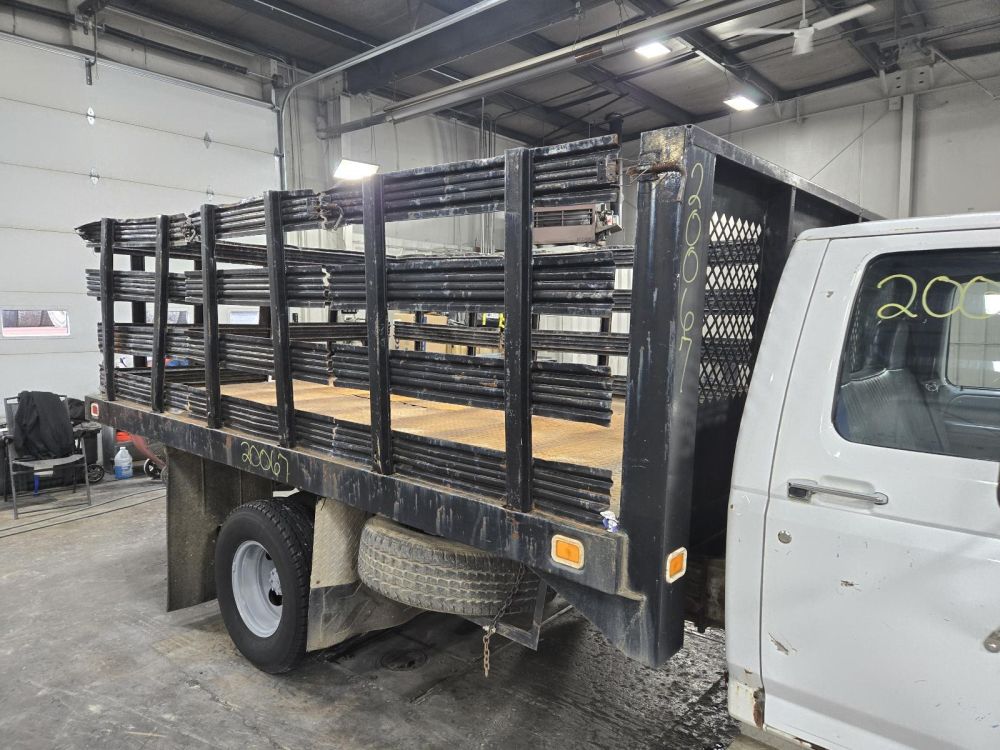 1996 DRW CAB & CHASSIS BED - photo 7