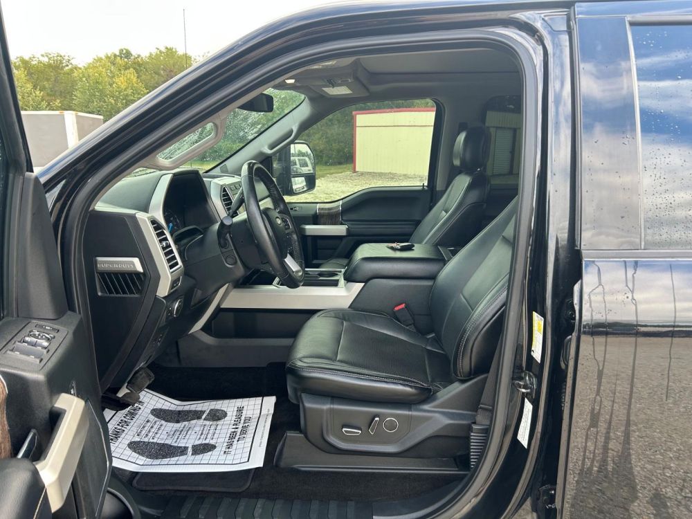 2017 Ford F250SD 6.7L FX4 LARIAT 4X4 - photo 9
